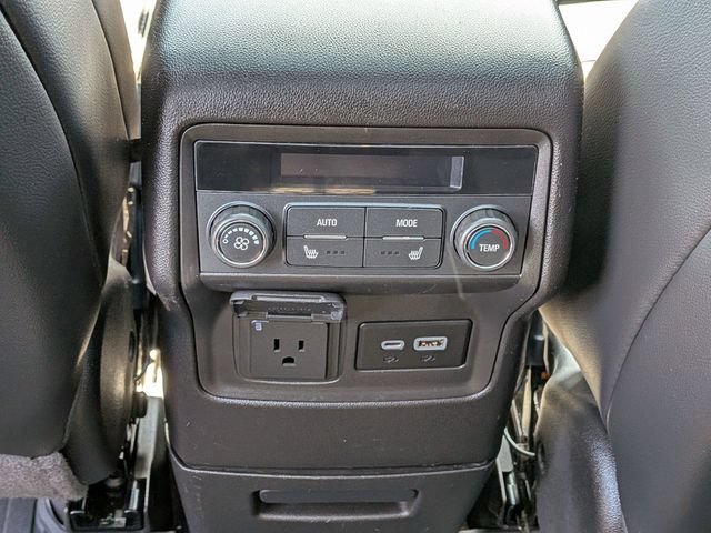 Used 2023 GMC Acadia Denali w/ Denali Ultimate Package FWD image 34