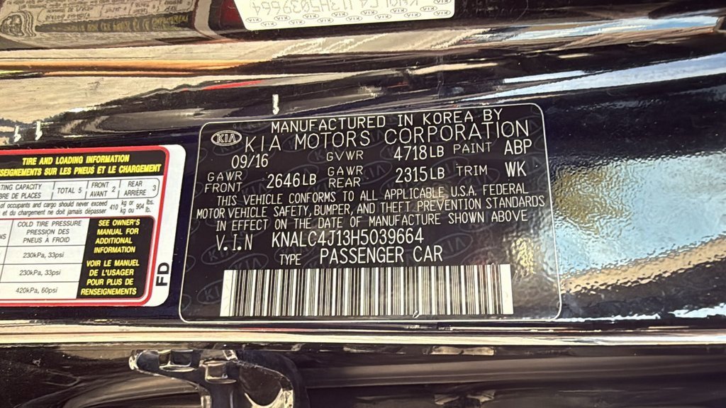 Used 2017 Kia Cadenza Premium w/ Luxury Package image 25