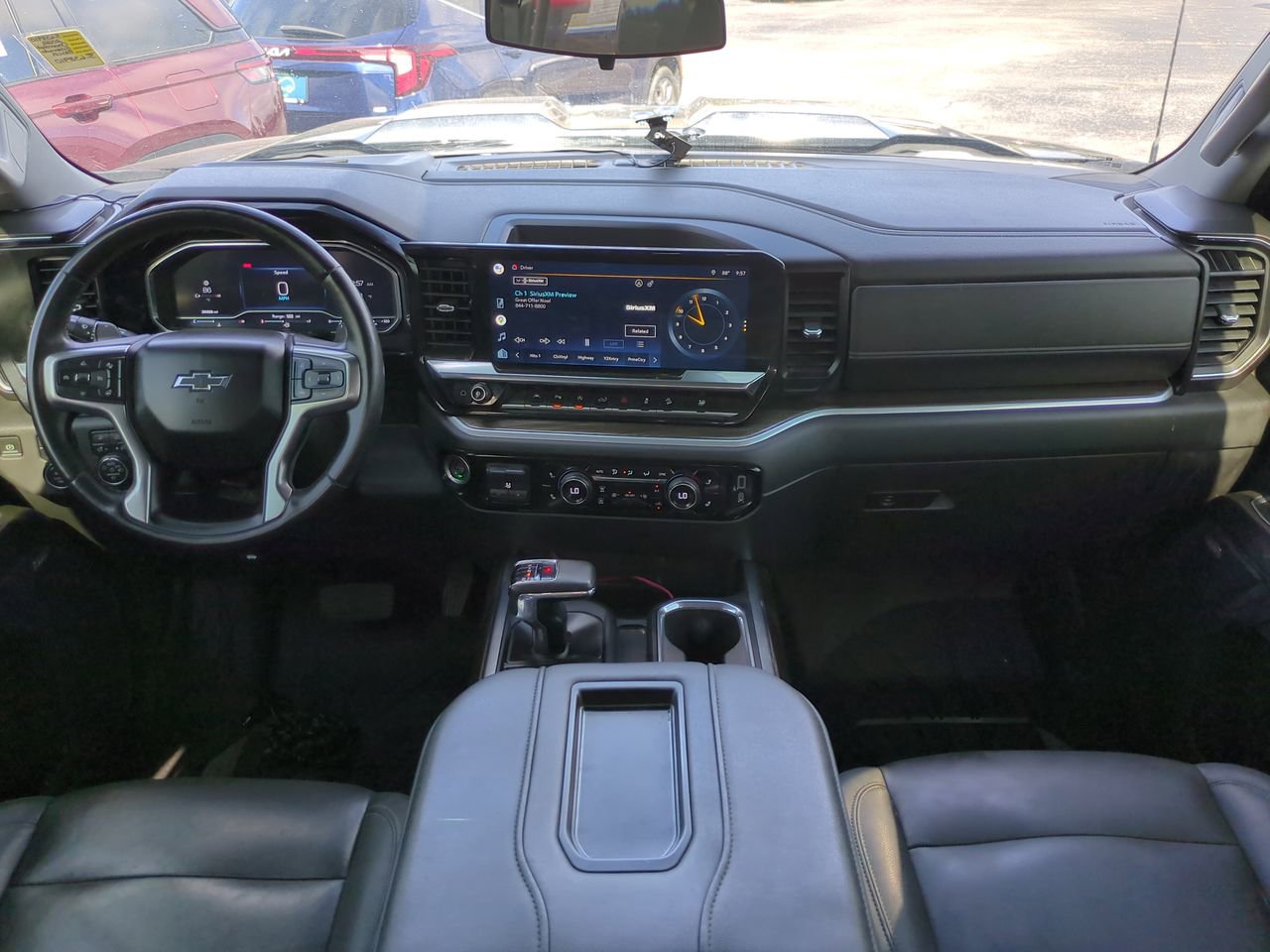 Used 2022 Chevrolet Silverado 1500 LT Trail Boss w/ LT Trail Boss Premium Package AWD/4WD image 15
