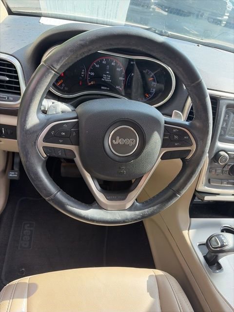 Used 2015 Jeep Grand Cherokee Laredo w/ Quick Order Package 23E AWD/4WD image 15