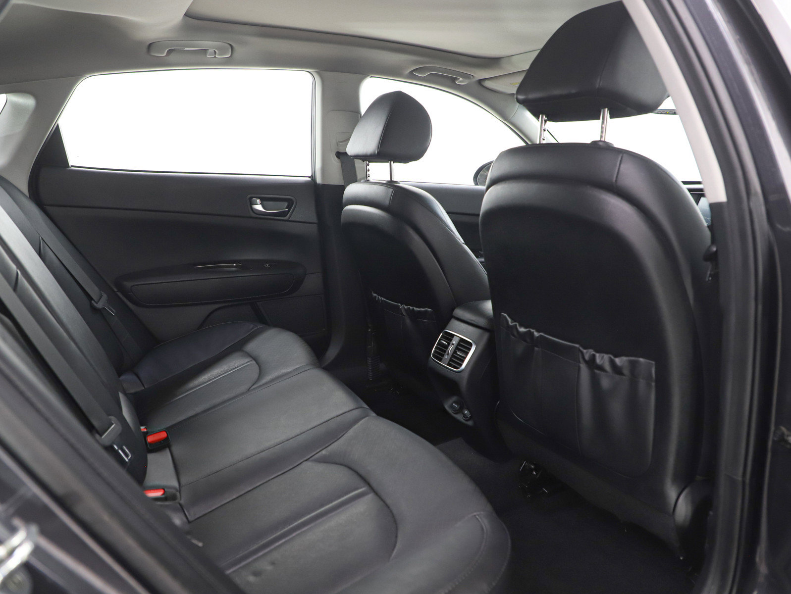 Used 2017 Kia Optima EX w/ Premium Package image 12