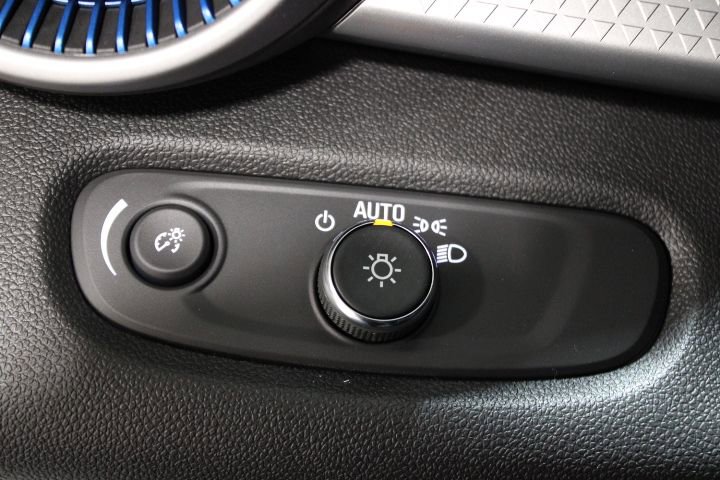 New 2026 Chevrolet Trax LS w/ LS Convenience Package image 35