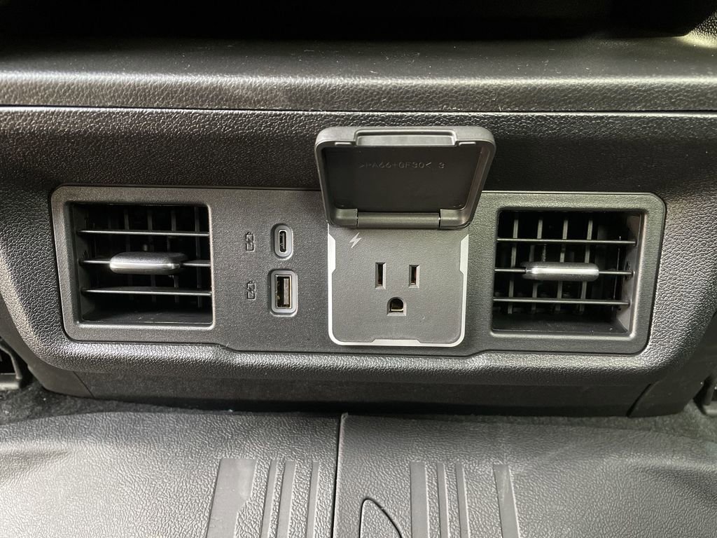 New 2026 GMC Sierra 1500 Elevation w/ Elevation Select Package image 21