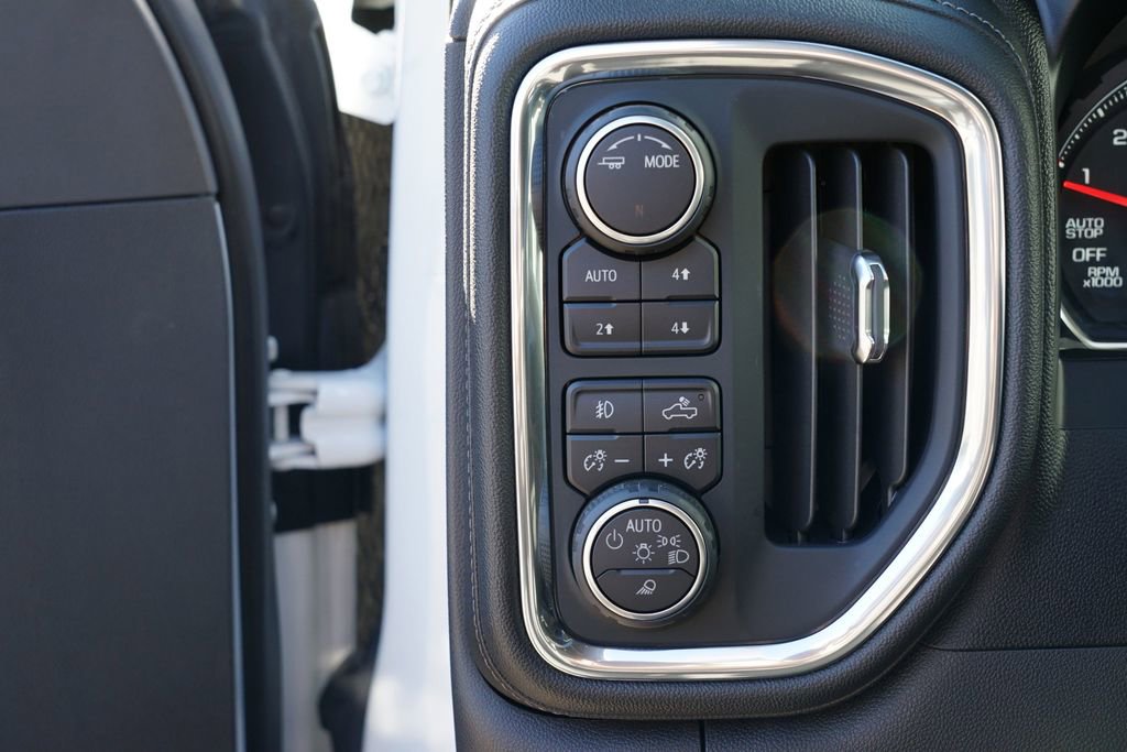 Certified 2021 Chevrolet Silverado 1500 LT w/ All Star Edition Plus image 18