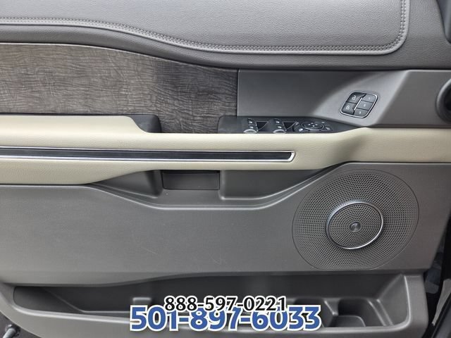 Used 2021 Ford Expedition Limited RWD image 31