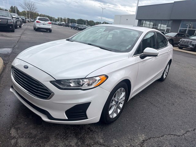 Used 2020 Ford Fusion SE FWD image 16