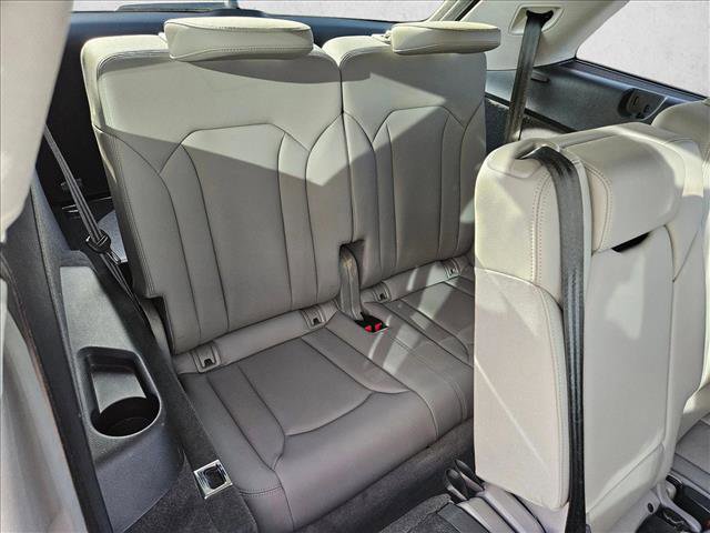 Used 2023 Audi Q7 3.0T Premium w/ Convenience Package image 18