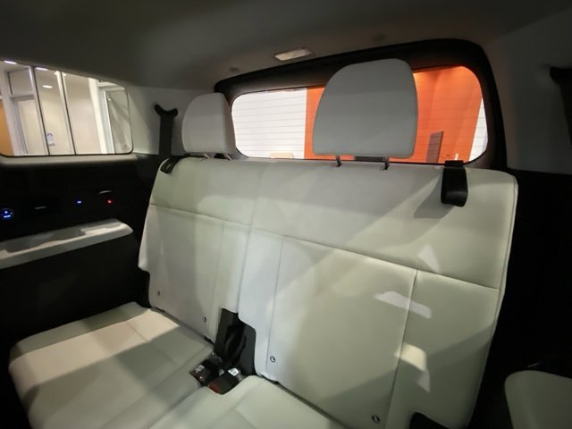 New 2025 Hyundai Santa Fe Calligraphy image 29