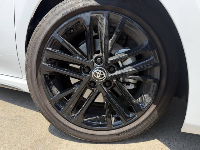 Used 2026 Toyota Camry SE w/ Convenience Package FWD image 9