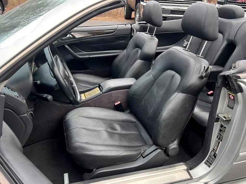 Used 2000 Mercedes-Benz CLK 430 Cabriolet image 17