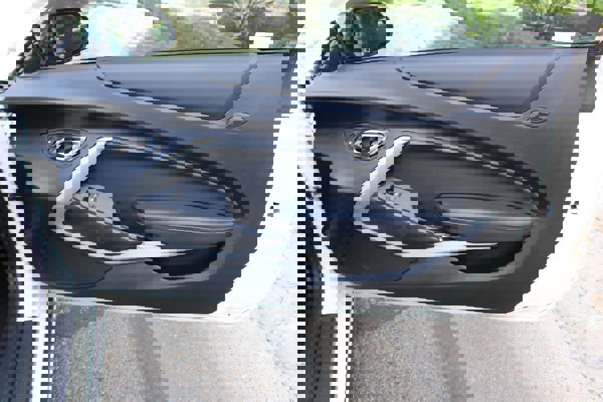 Used 2019 Chevrolet Camaro SS RWD image 14