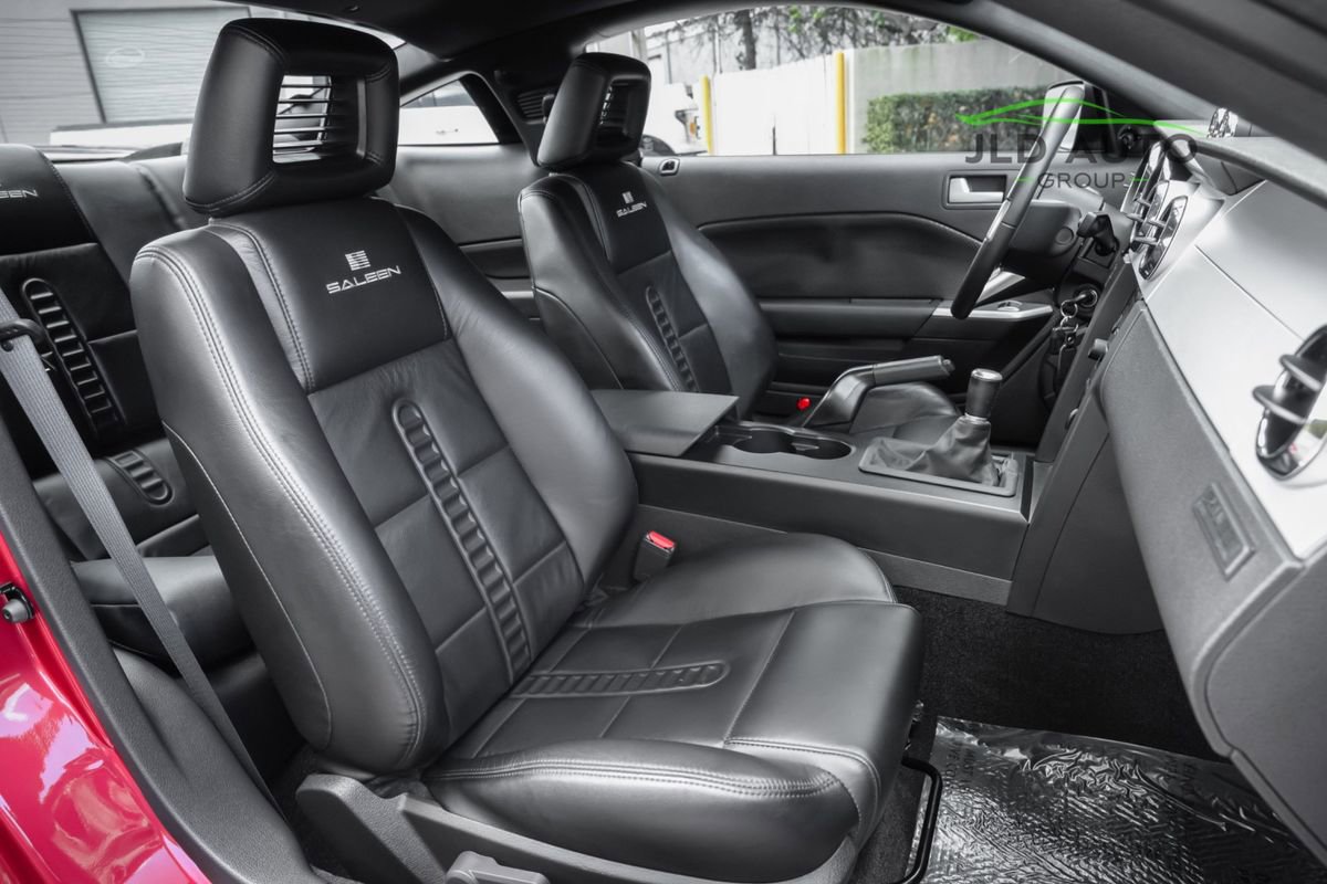 Used 2007 Ford Mustang GT RWD image 11