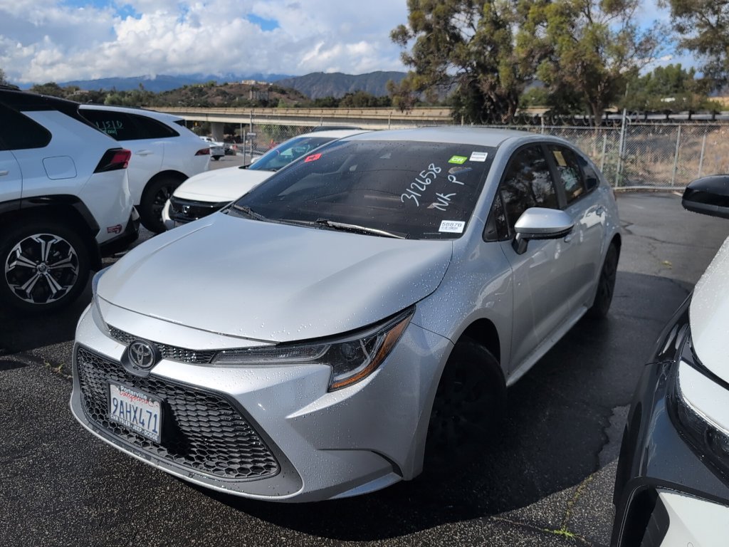 Certified 2022 Toyota Corolla LE FWD image 3