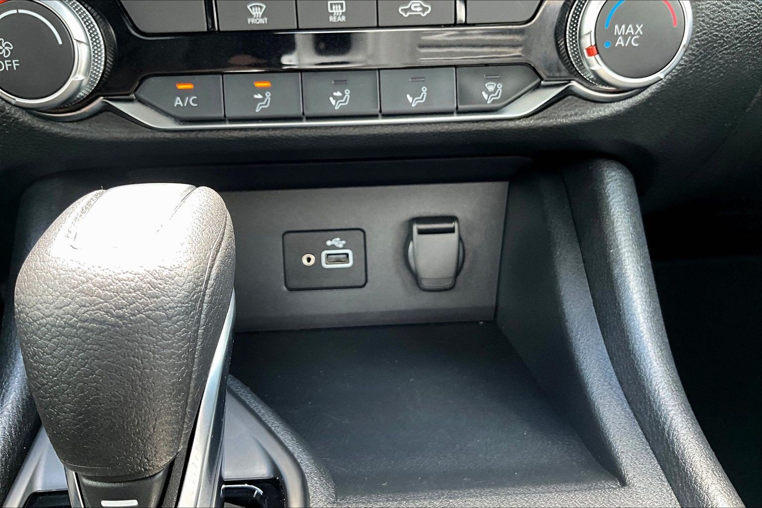 Used 2023 Nissan Sentra S FWD image 24