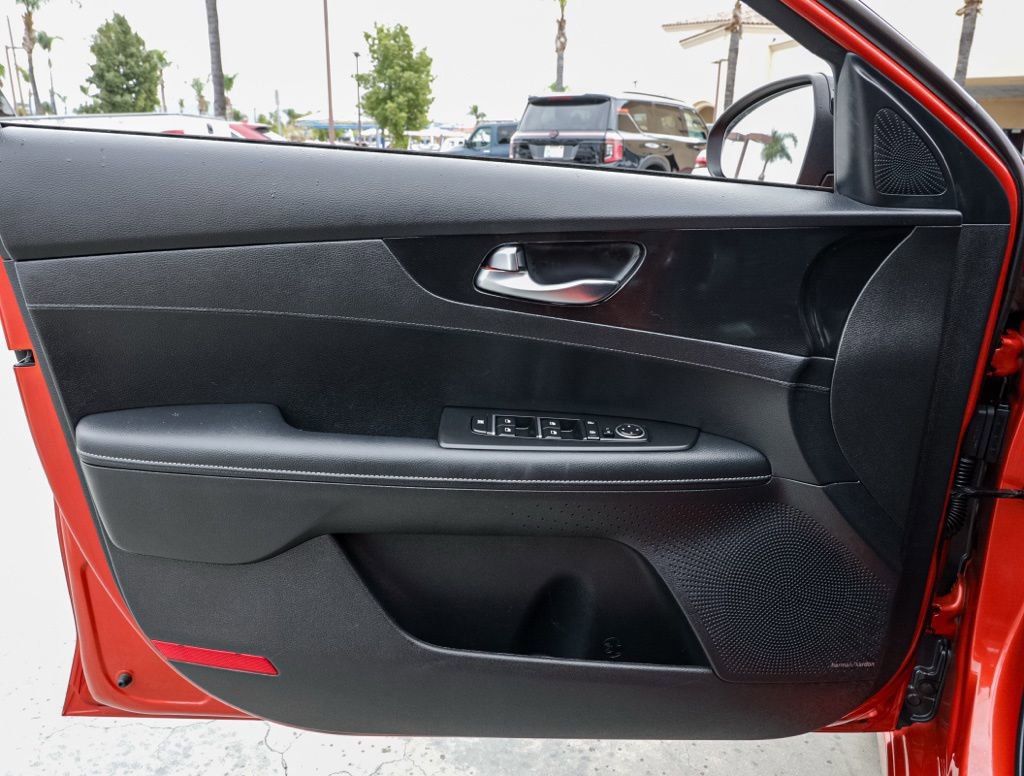 Used 2024 Kia Forte GT-Line w/ GT-Line Premium Package image 14