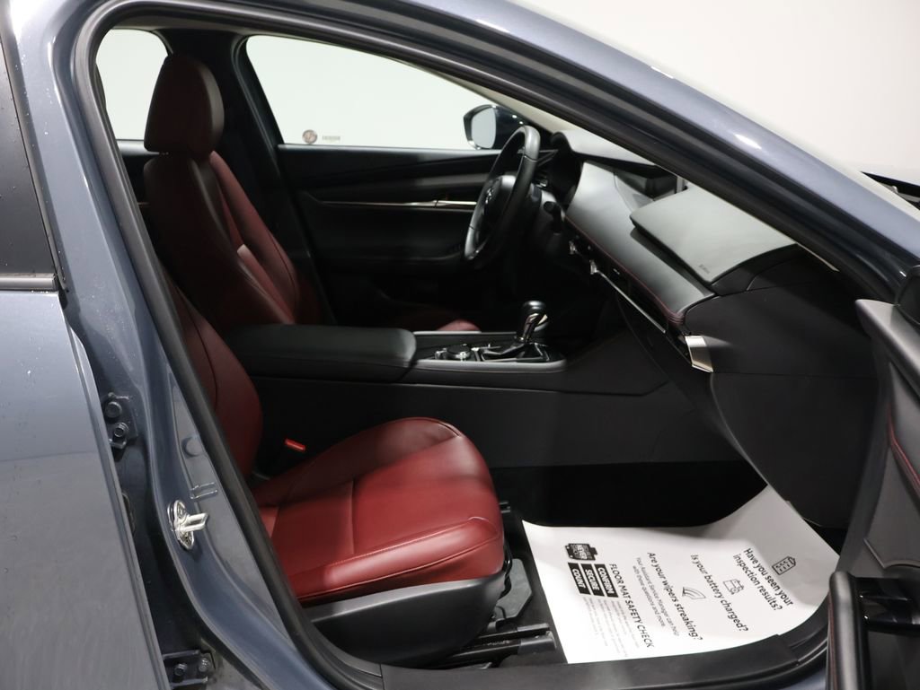 Used 2025 MAZDA MAZDA3 s image 22