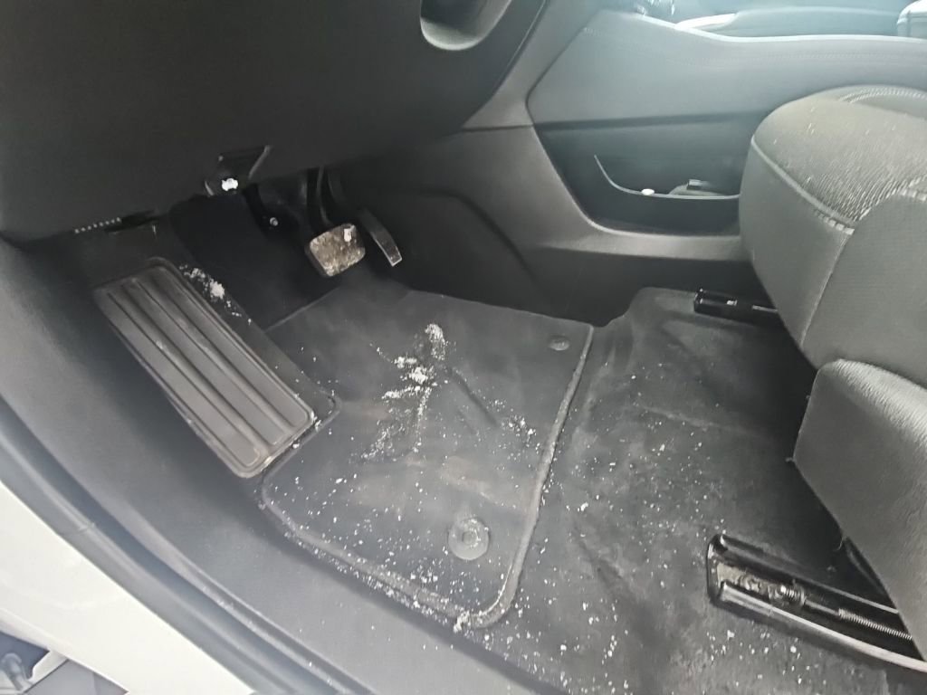 Certified 2025 Chevrolet Traverse LT image 14