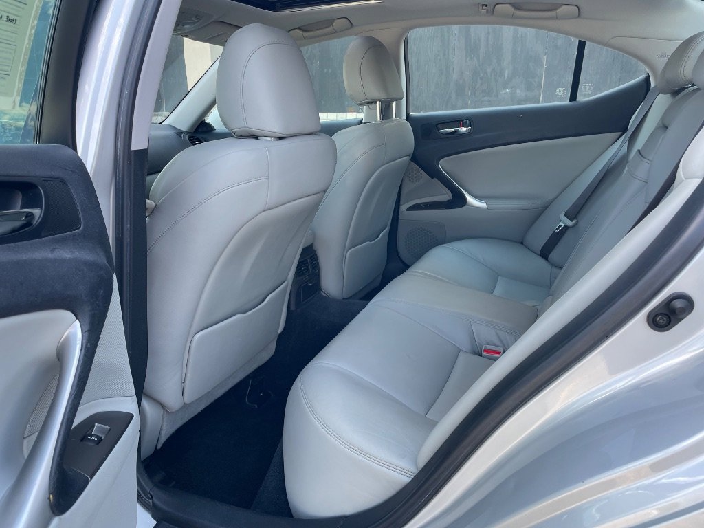 Used 2007 Lexus IS 250 RWD image 14