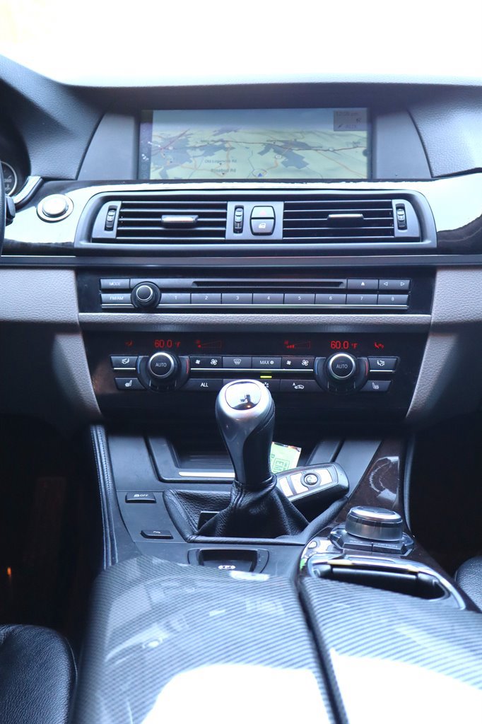 Used 2011 BMW 535i Sedan RWD image 14