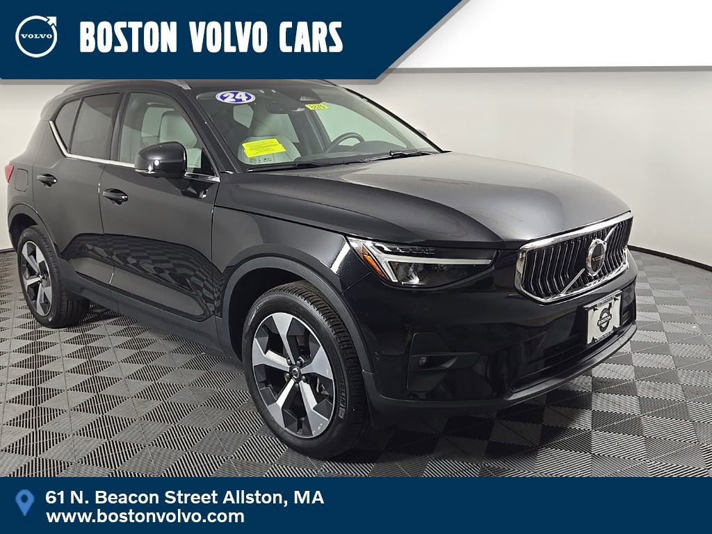 Certified 2024 Volvo XC40 B5 Plus w/ Climate Package image 1