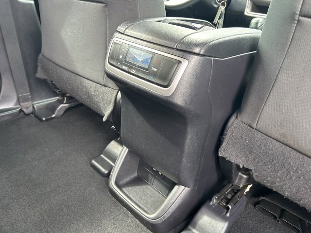 Used 2019 Toyota Highlander LE image 19