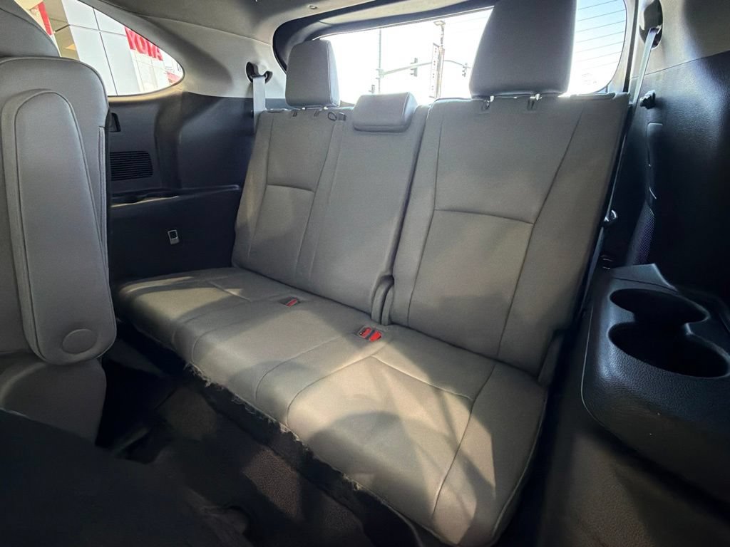 Used 2022 Toyota Highlander Platinum AWD/4WD image 35