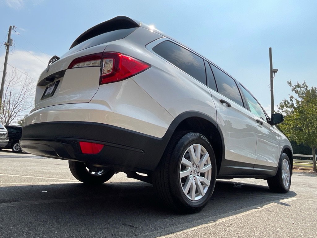 Used 2019 Honda Pilot LX image 5
