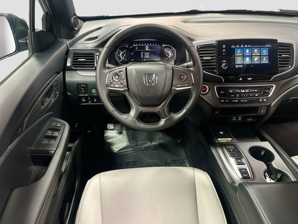 Used 2025 Honda Passport EX-L image 22