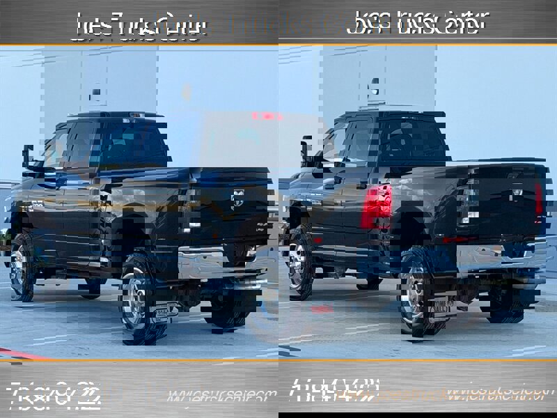 Used 2017 RAM 3500 Tradesman w/ Chrome Appearance Group image 5