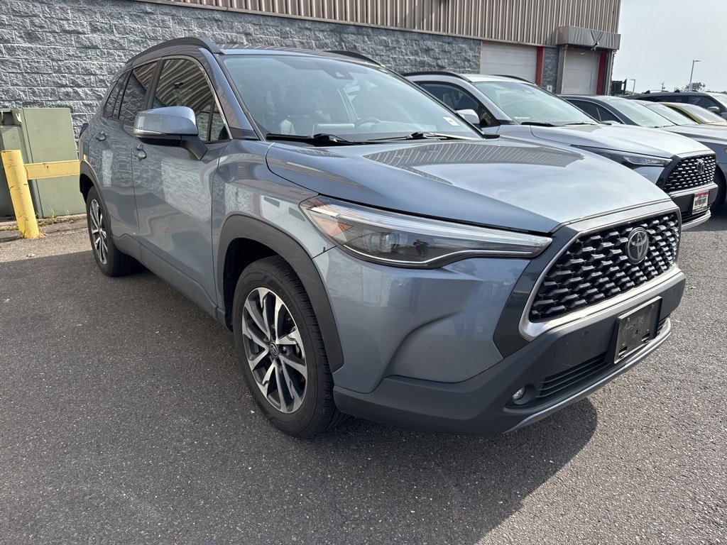 Certified 2022 Toyota Corolla Cross XLE