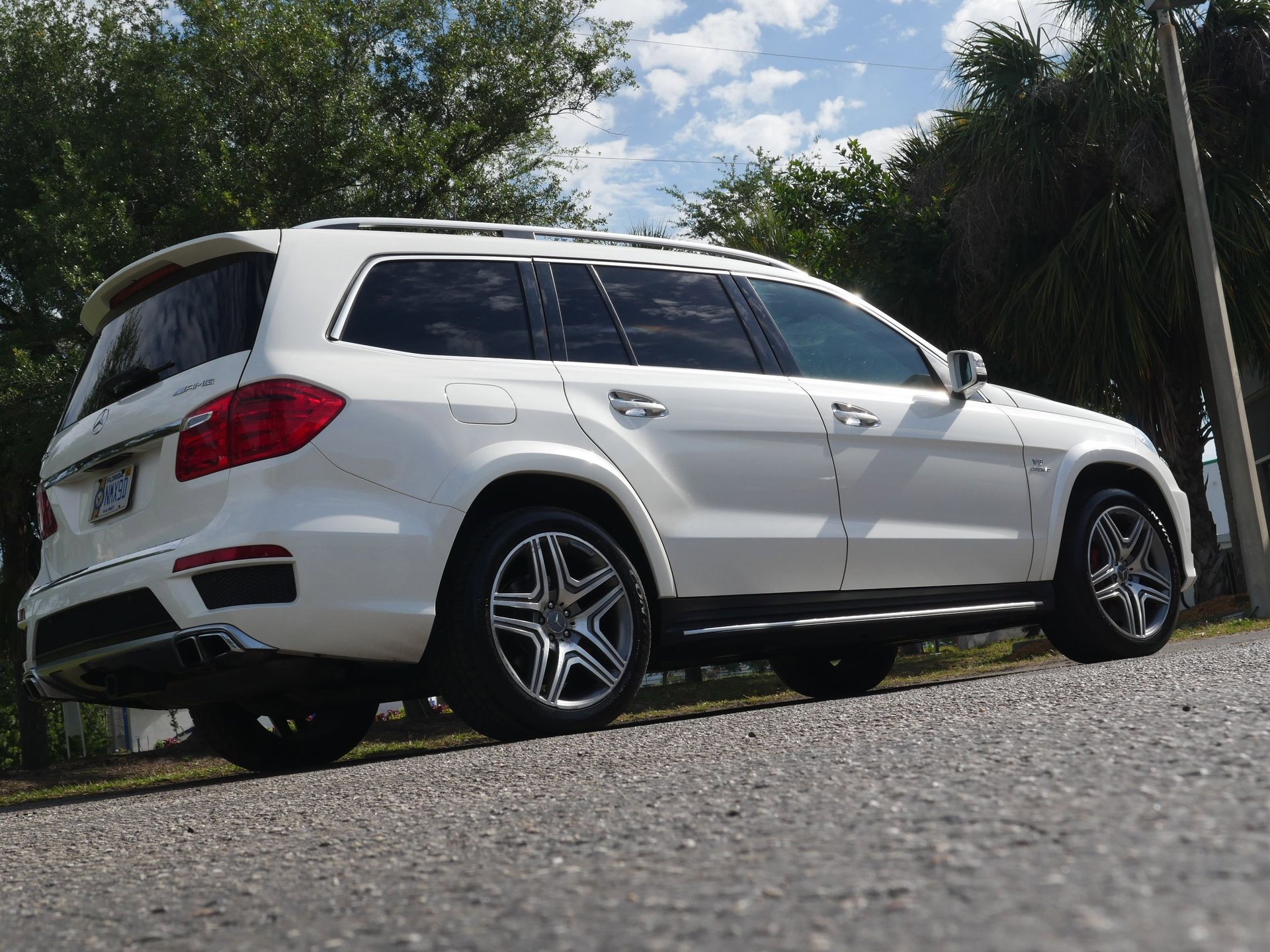 Used 2014 Mercedes-Benz GL 63 AMG 4MATIC image 38