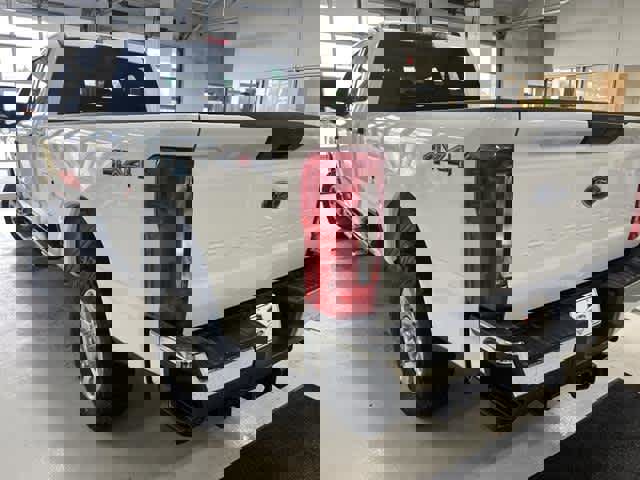 Used 2024 Ford F250 XLT image 4