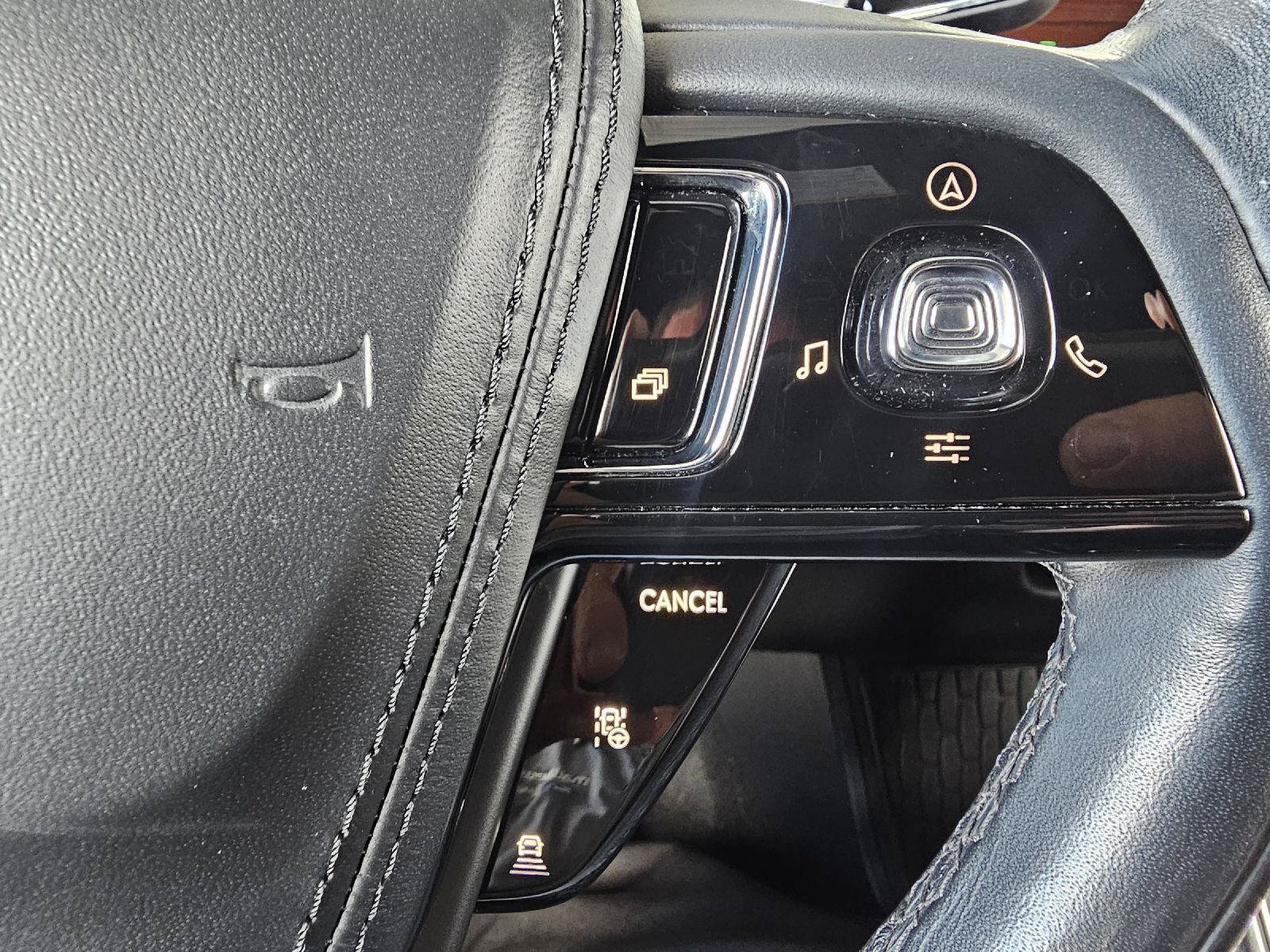 Used 2021 Lincoln Aviator Reserve w/ Equipment Group 201A AWD/4WD image 23