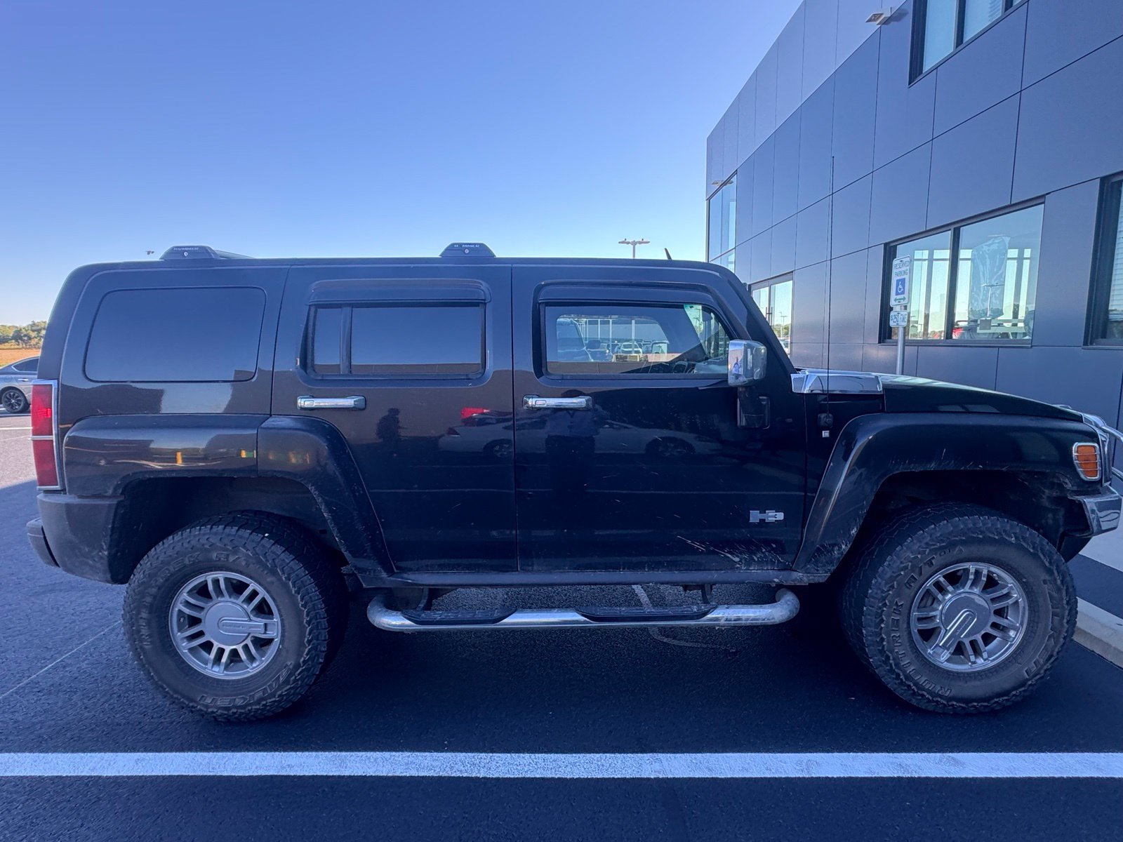 Used 2007 HUMMER H3 AWD/4WD image 4