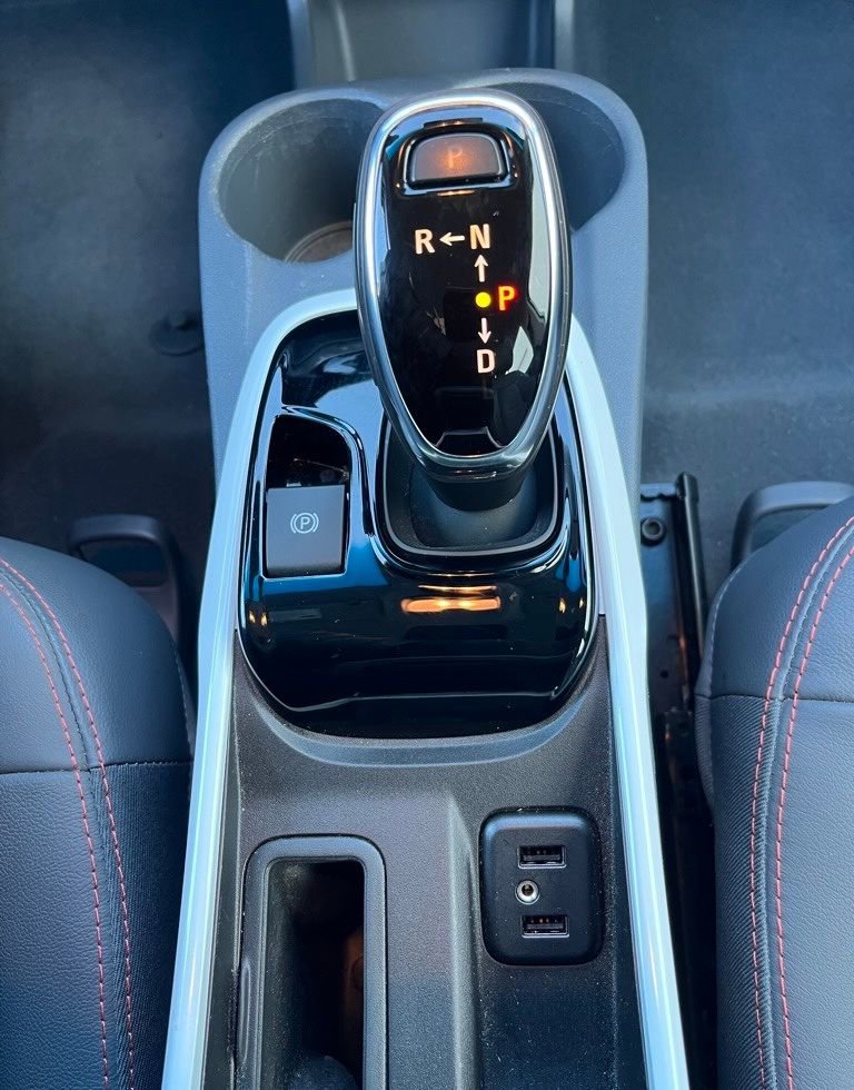 Used 2019 Chevrolet Bolt Premier w/ Infotainment Package image 18