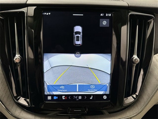 Certified 2023 Volvo XC60 B5 Plus w/ Climate Package image 17