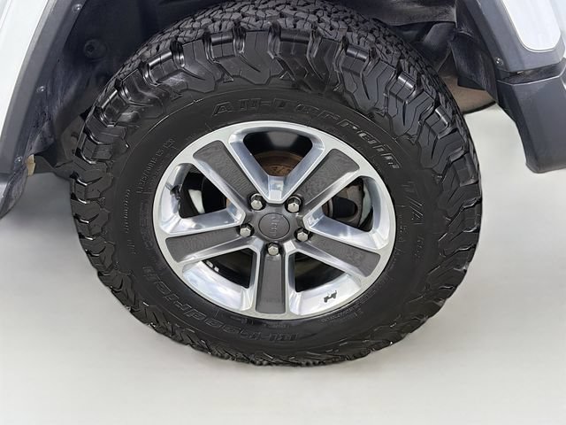 Used 2019 Jeep Wrangler Unlimited Sahara AWD/4WD image 28