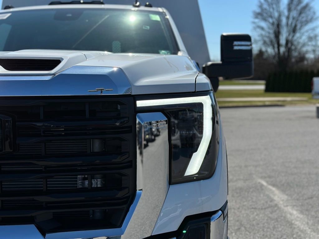 New 2026 GMC Sierra 3500 Pro w/ Convenience Package AWD/4WD image 24