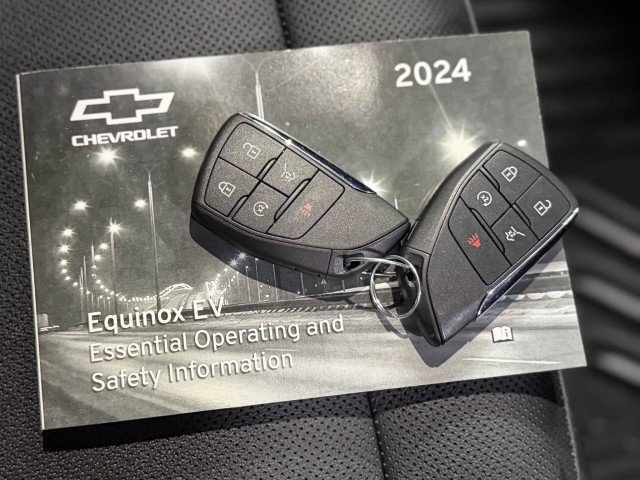 Used 2024 Chevrolet Equinox EV RS w/ Active Safety Package 3 image 42