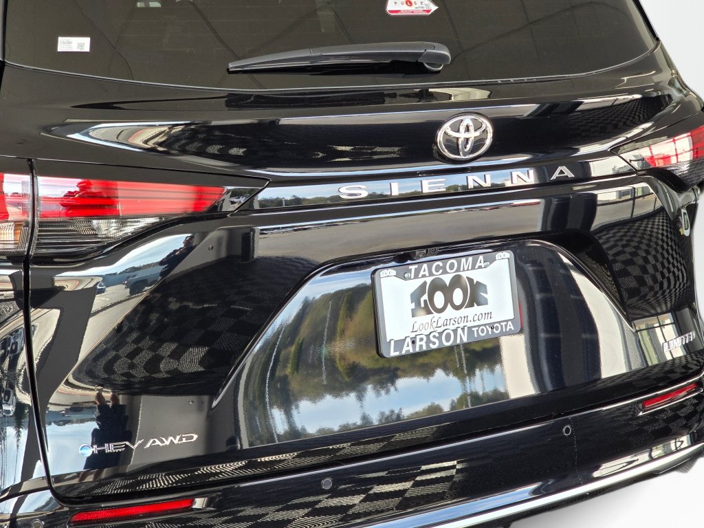 New 2026 Toyota Sienna Limited AWD/4WD image 13