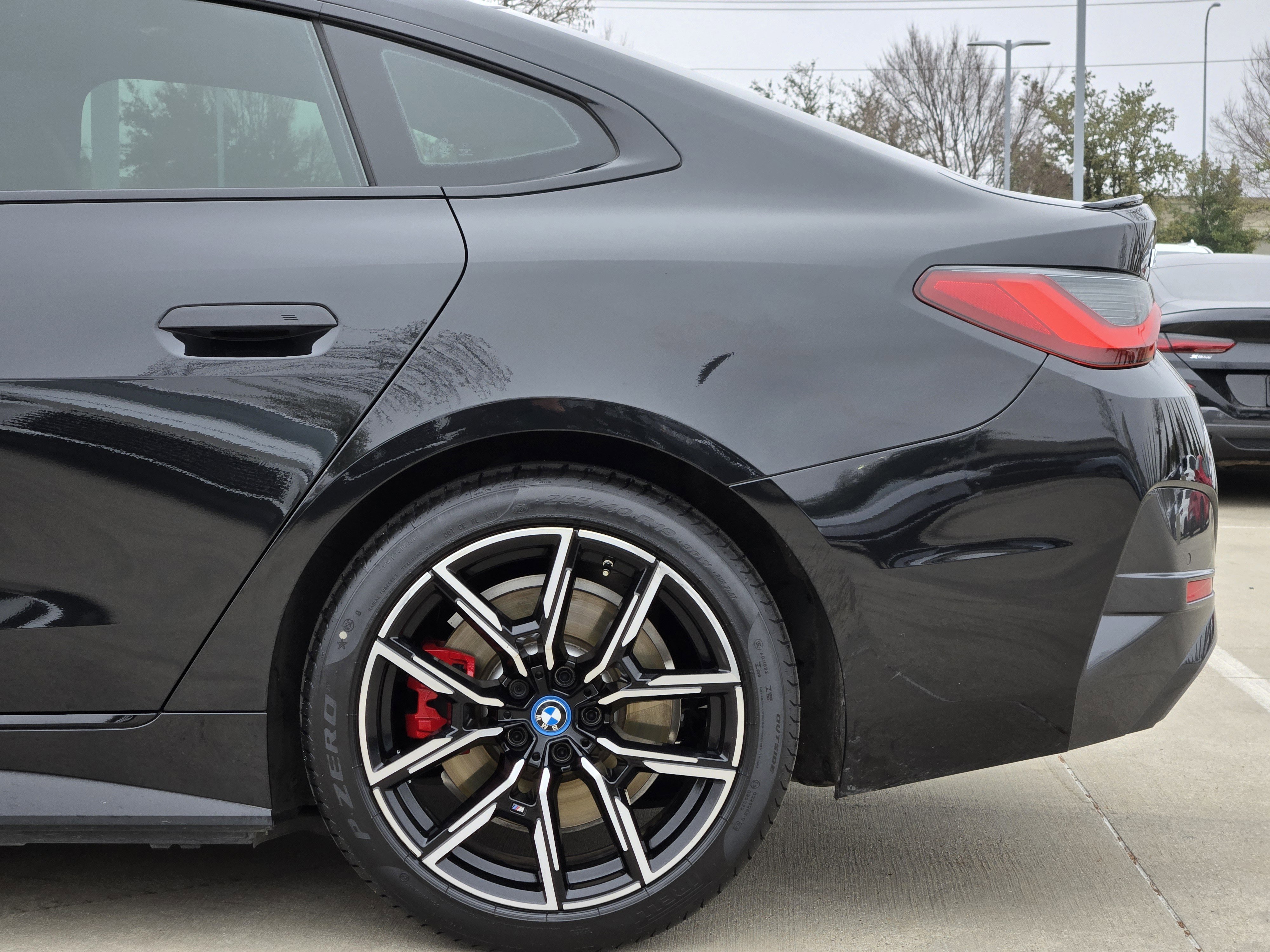 Used 2023 BMW i4 eDrive40 w/ M Sport Package image 13