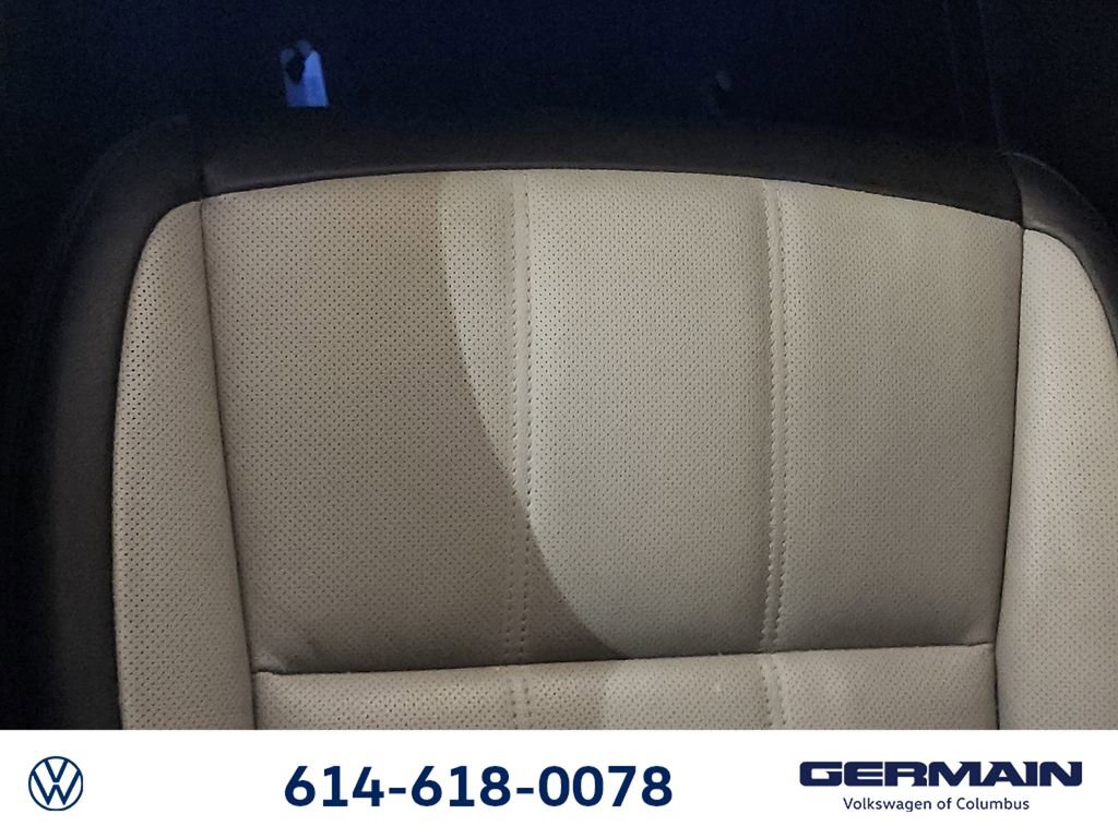 Used 2020 Land Rover Range Rover Evoque First Edition image 30