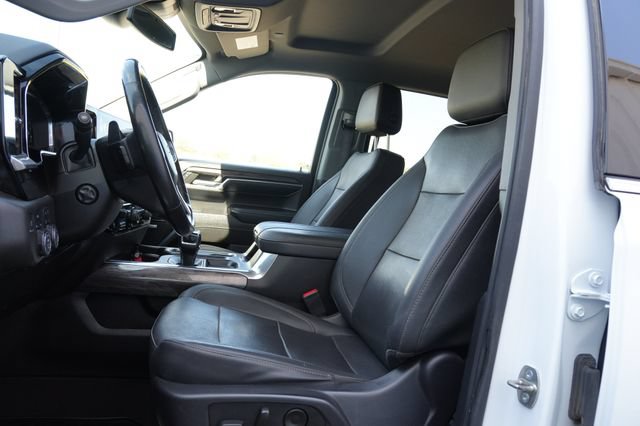 Used 2023 Chevrolet Silverado 1500 LTZ AWD/4WD image 11