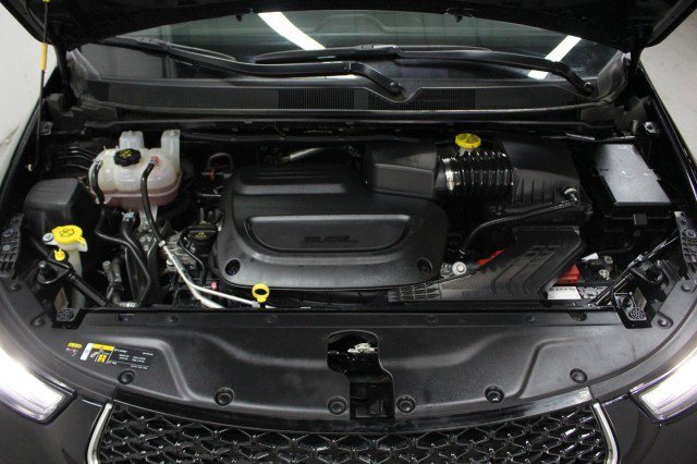 Used 2024 Chrysler Pacifica Touring-L image 32