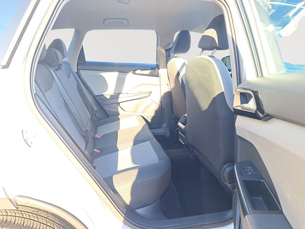 Used 2024 Volkswagen Taos S image 16