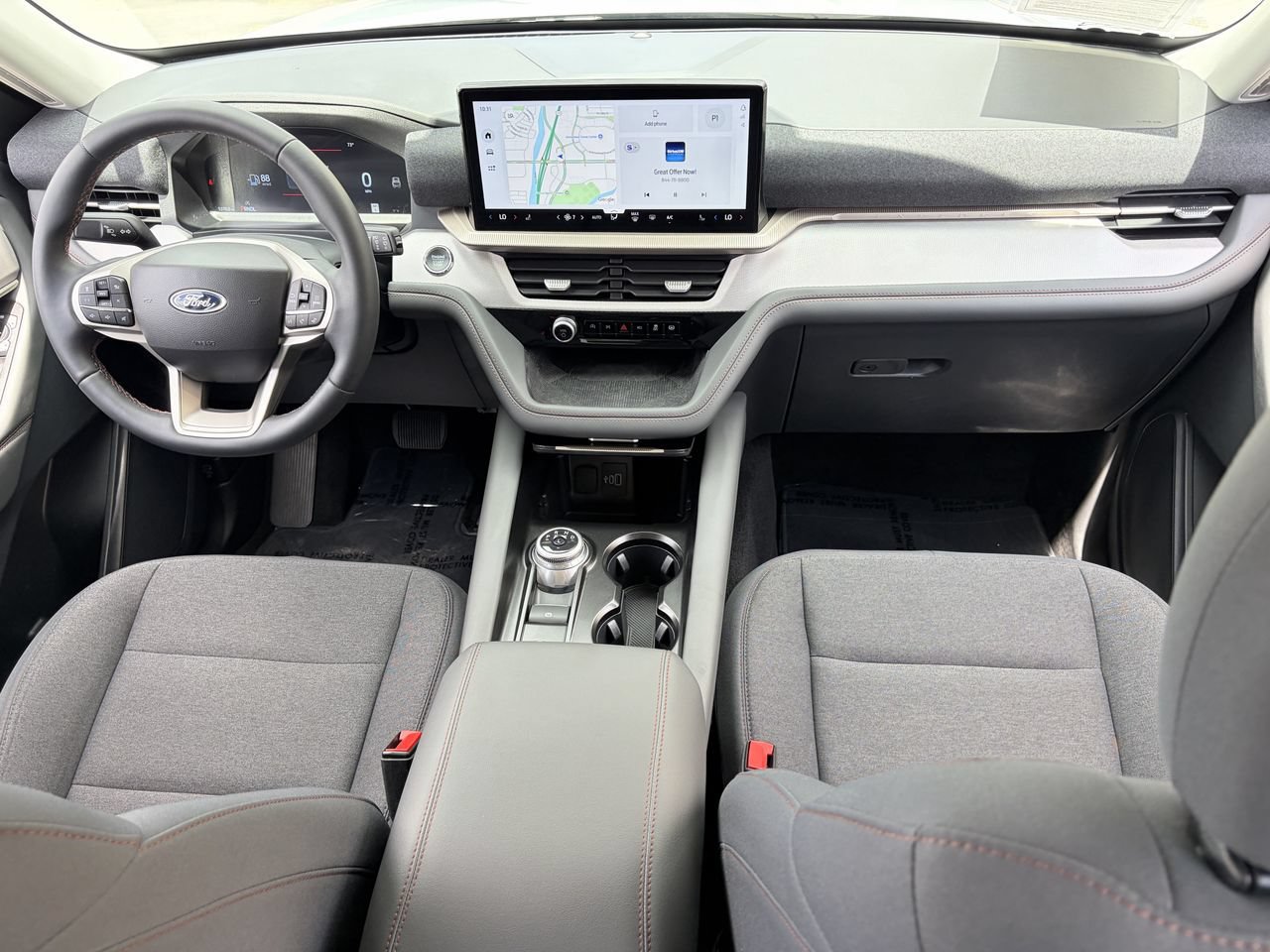 Used 2025 Ford Explorer Active RWD image 15
