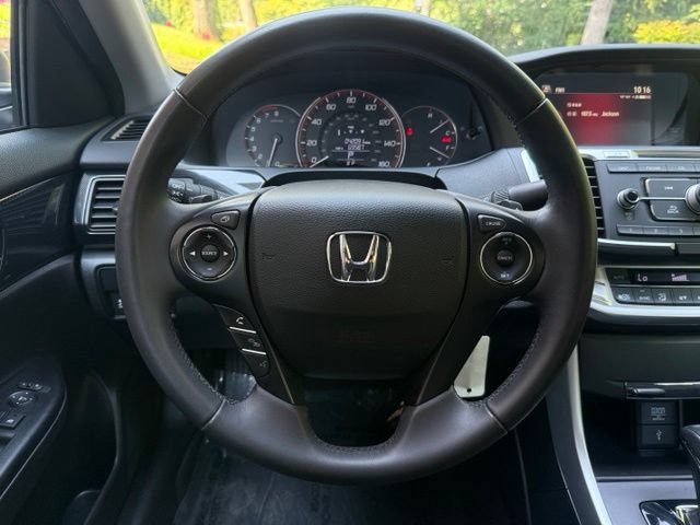 Used 2015 Honda Accord Sport image 15