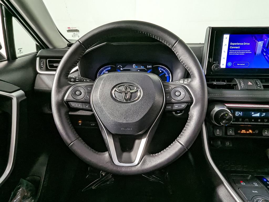 Used 2024 Toyota RAV4 XLE Premium image 28