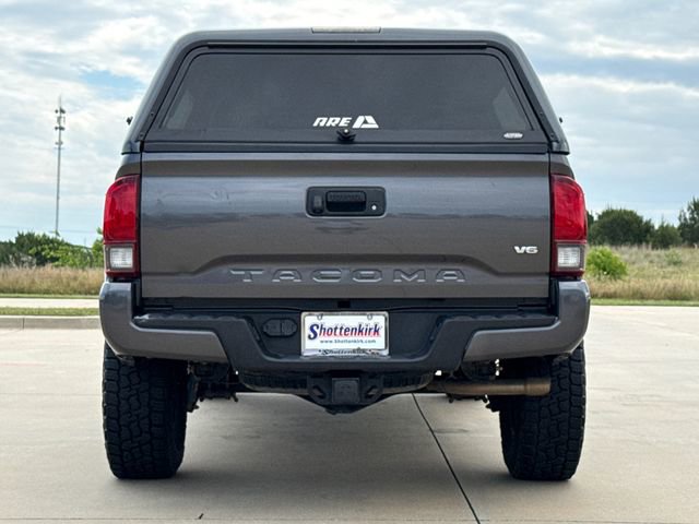 Used 2019 Toyota Tacoma SR5 AWD/4WD image 7