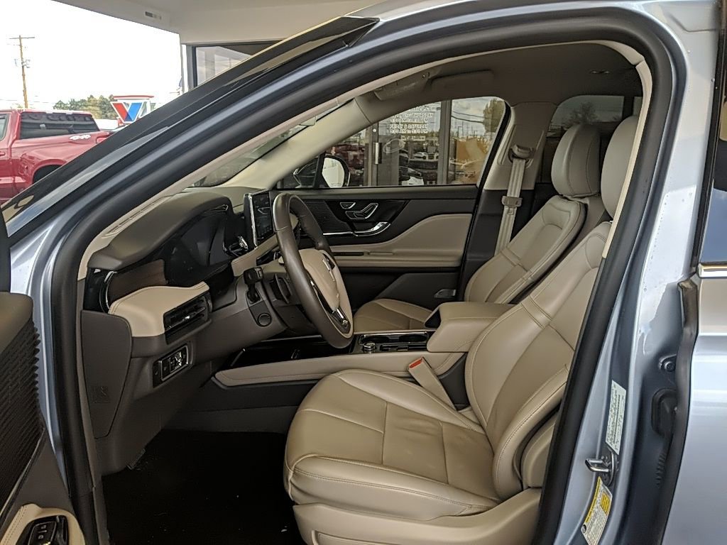 Certified 2022 Lincoln Corsair Reserve w/ Elements Package AWD/4WD image 11